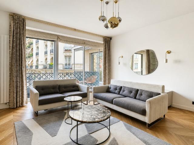 Location appartement meublé de 153 m2 rue du Conseiller Collignon à Paris