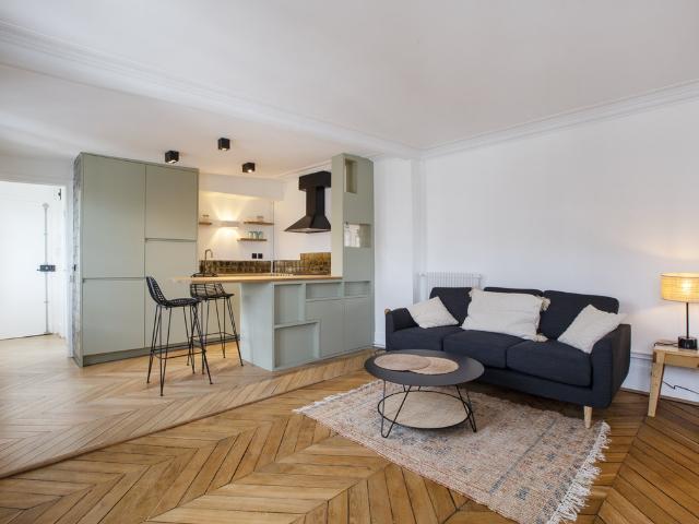 Location appartement meublé de 50 m2 rue Pierre Fontaine à Paris