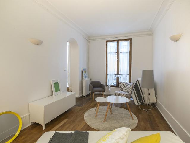 Location appartement meublé de 53 m2 rue Desaix à Paris