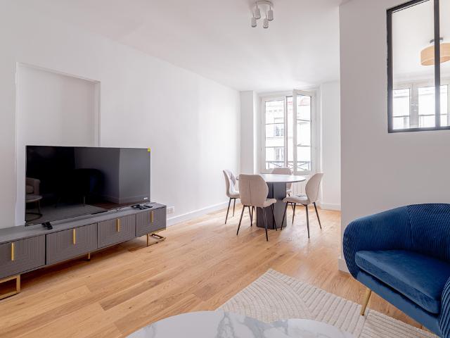 Location appartement meublé de 55 m2 rue de Turenne à Paris
