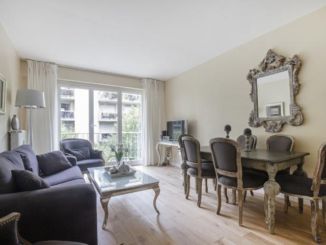 Location appartement meublé de 65 m2 avenue Mozart à Paris