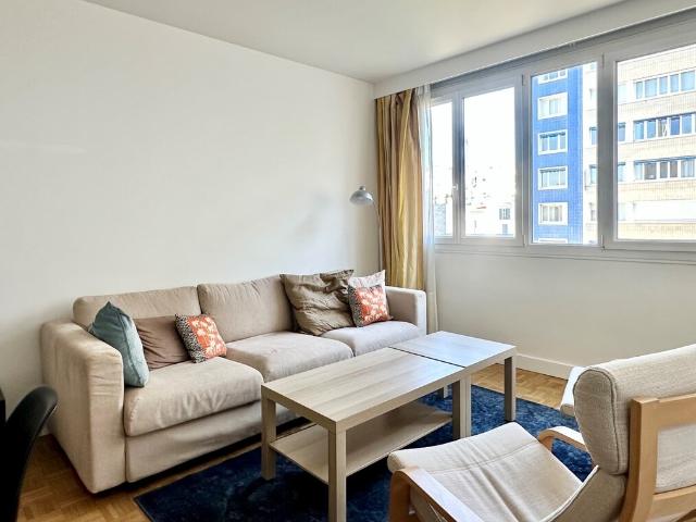 Location appartement meublé de 71 m2 rue Lakanal à Paris