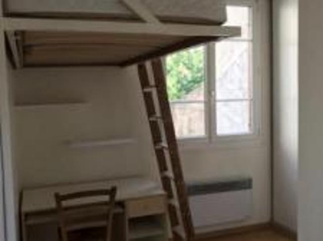 location appartement meudon 1 pièce 14 m2 hauts de seine 92190 800 € / mois