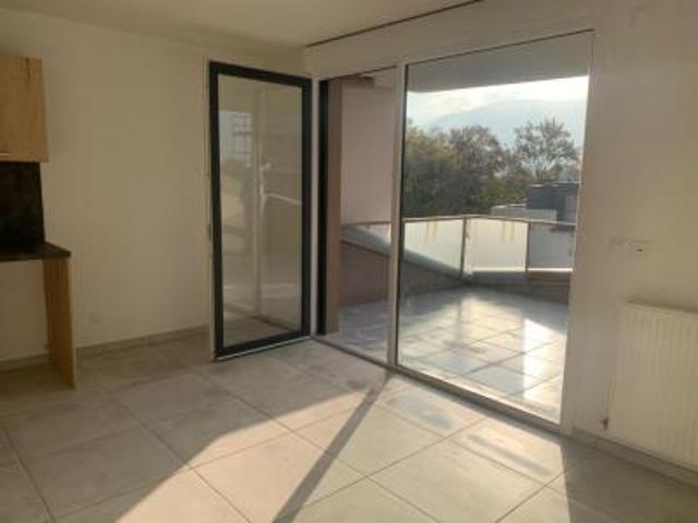 location appartement meylan 3 pièces 68 m2 isere 38240 882 € / mois