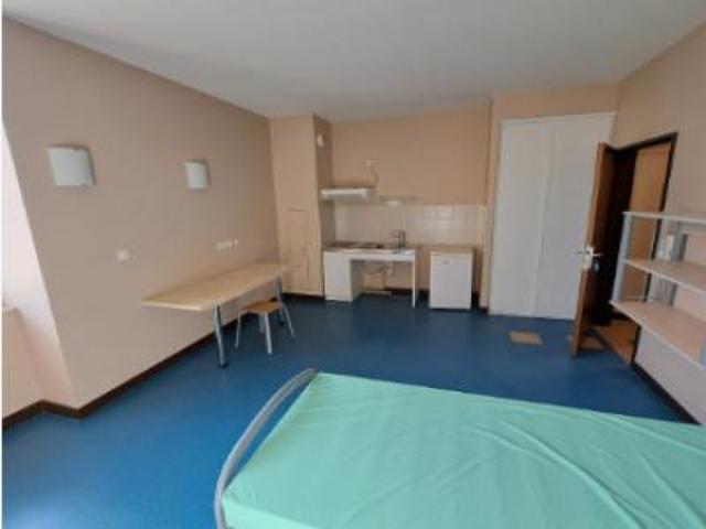 location appartement millau 1 pièce 16 m2 aveyron 12100 330 € / mois