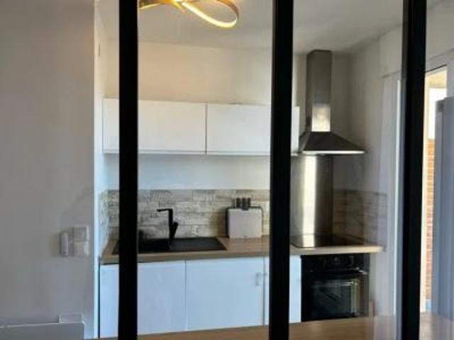 location appartement miramas 3 pièces 59 m2 bouches du rhone 13140 950 € / mois