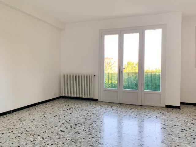 Location Appartement Montée de Sainte Roustagne, Manosque