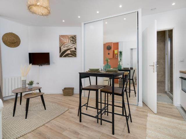 Location Appartement Montée des Épies, Lyon