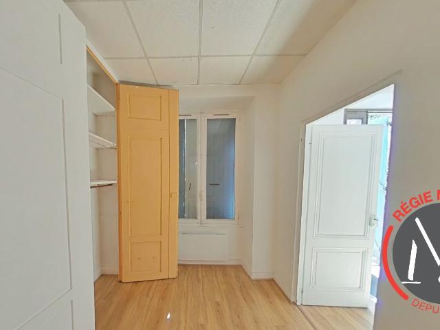 Location Appartement Montée Saint Barthélémy, Lyon
