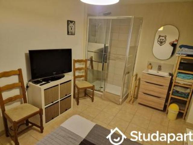location appartement montpellier 1 pièce 12 m2 herault 34080 520 € / mois