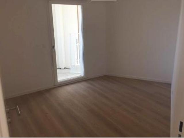 location appartement montreuil 3 pièces 64 m2 seine saint denis 93100 1243 € / mois