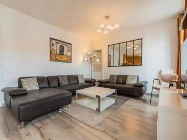 location appartement mons en baroeul 4 pièces 93 m2 nord 59370 1450 € / mois