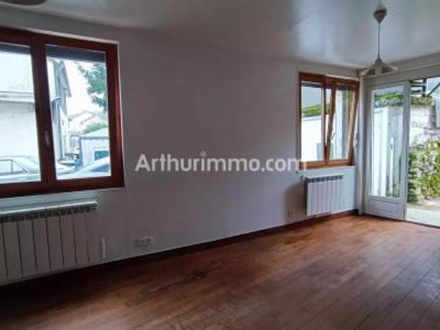 location appartement mouchard 1 pièce 35 m2 jura 39330 350 € / mois