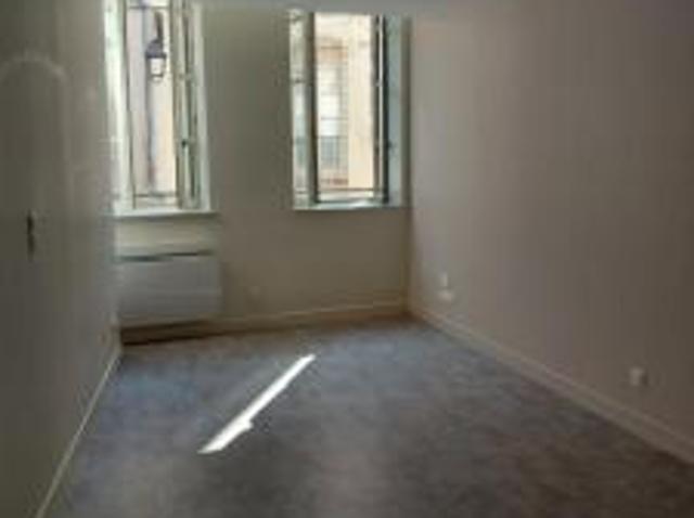 location appartement moulins 2 pièces 40 m2 allier 03000 485 € / mois