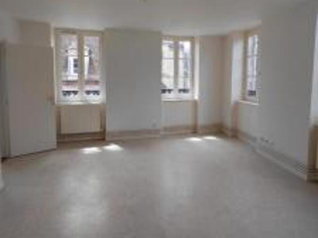 location appartement moulins 2 pièces 57 m2 allier 03000 512 € / mois