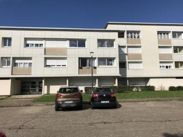 location appartement moulins 4 pièces 82 m2 allier 03000 623 € / mois