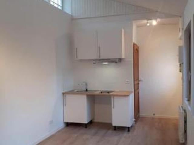 location appartement mureaux 1 pièce 20 m2 yvelines 78130 580 € / mois