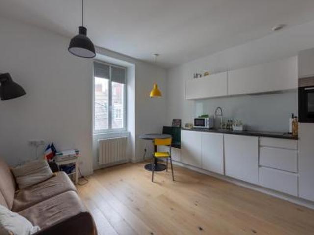 location appartement nantes 2 pièces 28 m2 loire atlantique 44000 787 € / mois