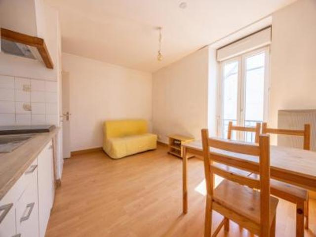location appartement nantes 2 pièces 29 m2 loire atlantique 44000 610 € / mois