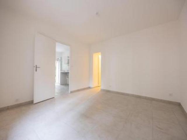 location appartement nantes 2 pièces 31 m2 loire atlantique 44300 609 € / mois