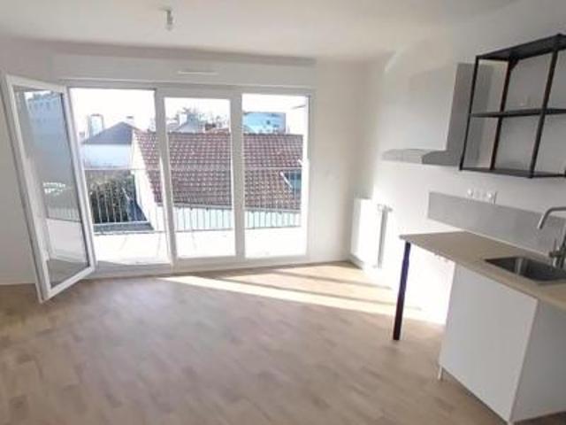 location appartement nantes 2 pièces 38 m2 loire atlantique 44100 610 € / mois