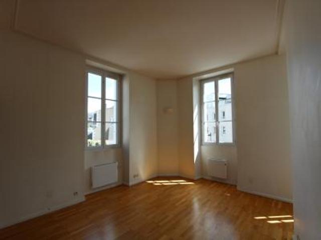 location appartement nantes 2 pièces 40 m2 loire atlantique 44000 694 € / mois