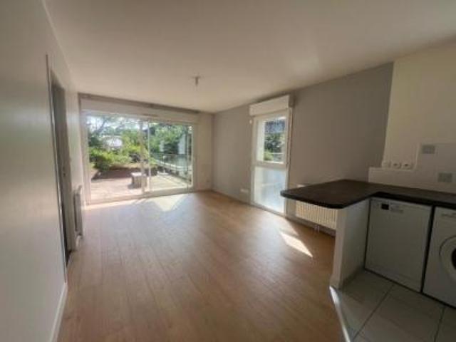 location appartement nantes 2 pièces 40 m2 loire atlantique 44200 760 € / mois