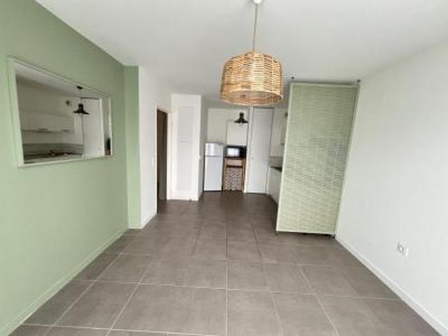 location appartement nantes 2 pièces 41 m2 loire atlantique 44100 655 € / mois