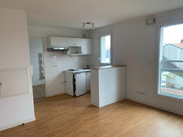 Location appartement Nantes: 470 € AJP Immobilier Saint Sébastien sur Loire