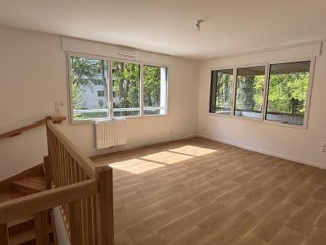 location appartement nantes 4 pièces 83 m2 loire atlantique 44300 1061 € / mois