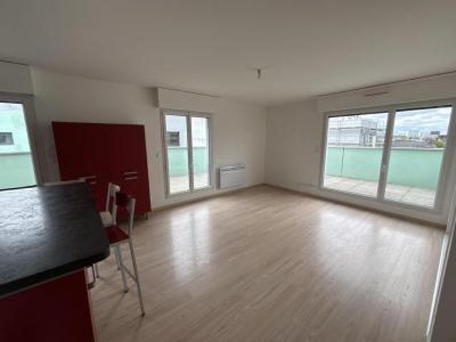 location appartement nantes 4 pièces 93 m2 loire atlantique 44200 1400 € / mois