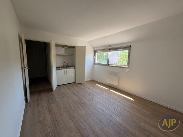 Location appartement Nantes: 513 € AJP Immobilier Nantes Ouest