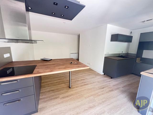 Location appartement Nantes: 860 € AJP Immobilier Nantes Nord