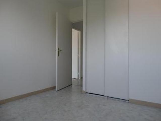 location appartement neuville en ferrain 2 pièces 36 m2 nord 59960 645 € / mois