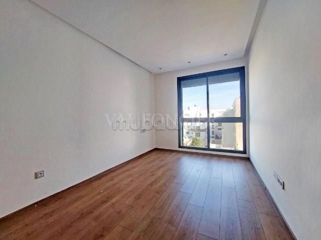 Location appartement neuf moderne 2chambres avec terrasse Les Princesses, Casablanca