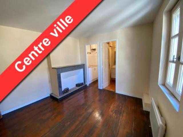 location appartement nimes 1 pièce 14 m2 gard 30000 350 € / mois