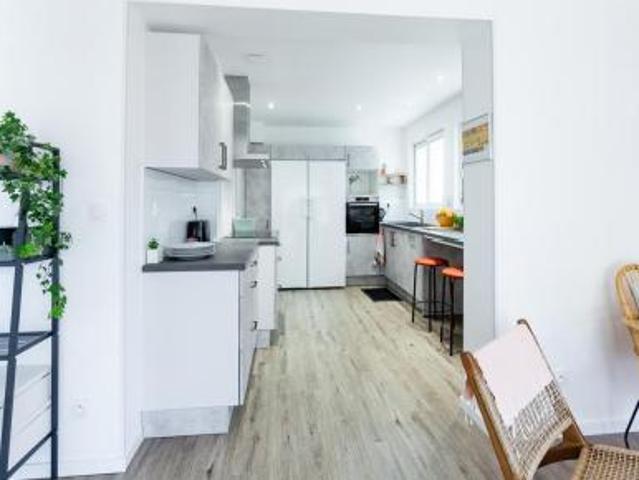 location appartement nimes 1 pièce 20 m2 gard 30900 504 € / mois