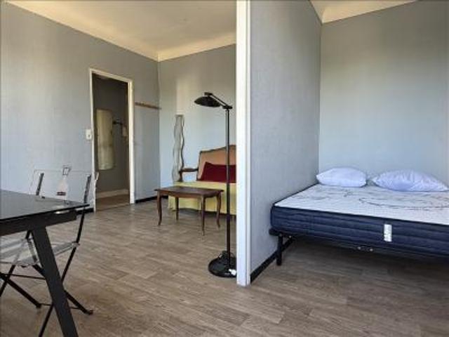 location appartement nimes 1 pièce 30 m2 gard 30900 540 € / mois