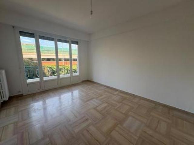 location appartement nice 1 pièce 33 m2 alpes maritimes 06000 575 € / mois