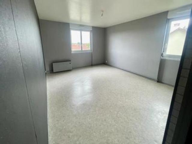 location appartement nogent 4 pièces 74 m2 haute marne 52800 593 € / mois