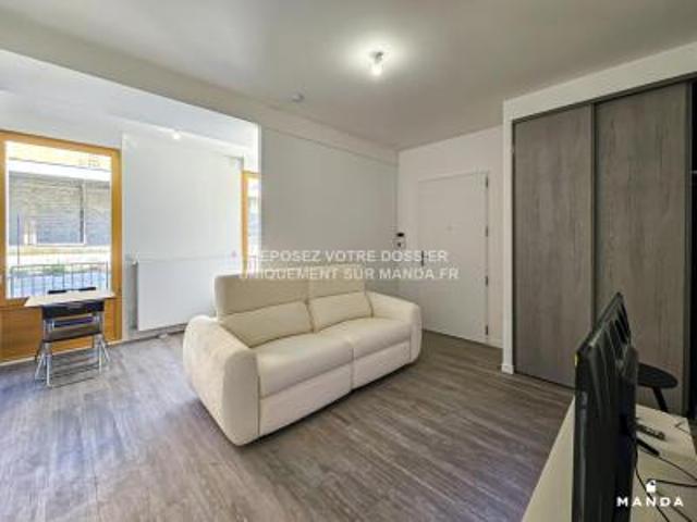 location appartement orly 1 pièce 30 m2 val de marne 94310 910 € / mois