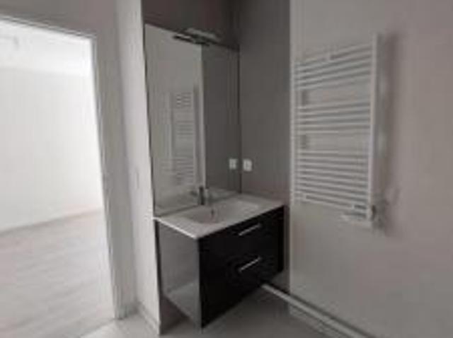 location appartement orly 2 pièces 34 m2 val de marne 94310 1040 € / mois
