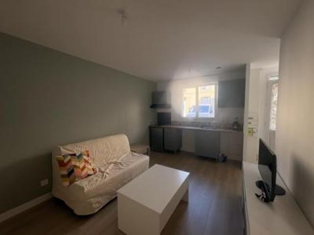 location appartement orleans 1 pièce 19 m2 loiret 45000 480 € / mois