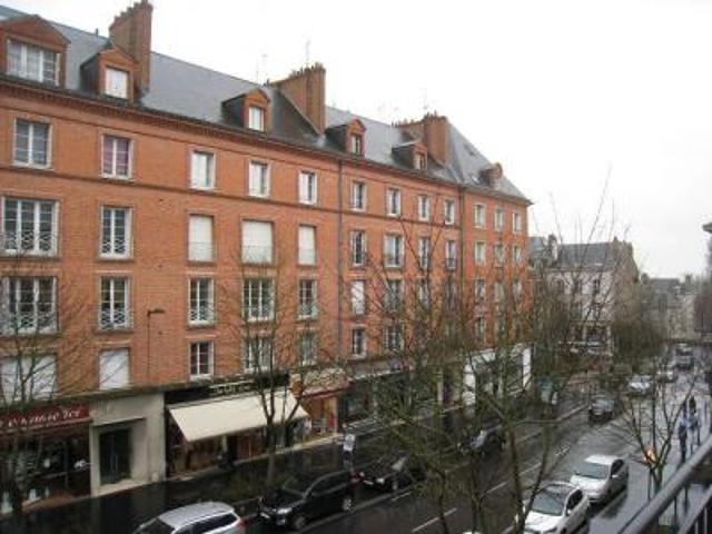 location appartement orleans 5 pièces 105 m2 loiret 45000 1037 € / mois