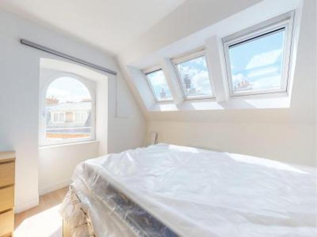location appartement orleans 8 pièces 150 m2 loiret 45000 410 € / mois
