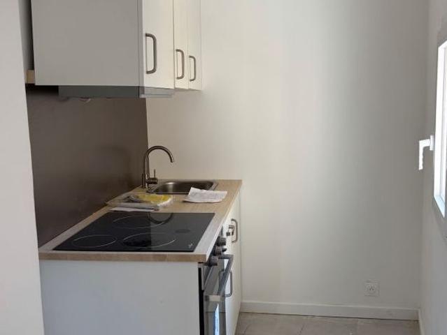 Location Appartement P3 Duplex Nimes
