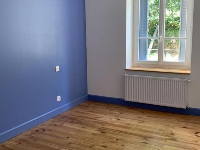Location Appartement P4 Vue sur la chaîne des puys rénové e Thiers