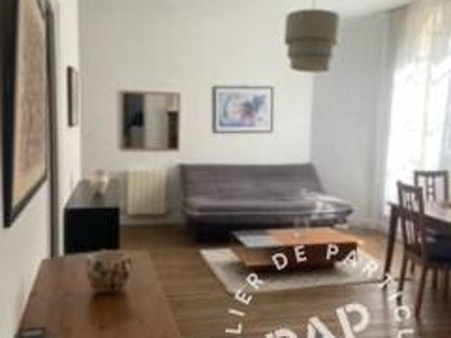Location Appartement Parvis Notre Dame Place Jean Paul II, Paris