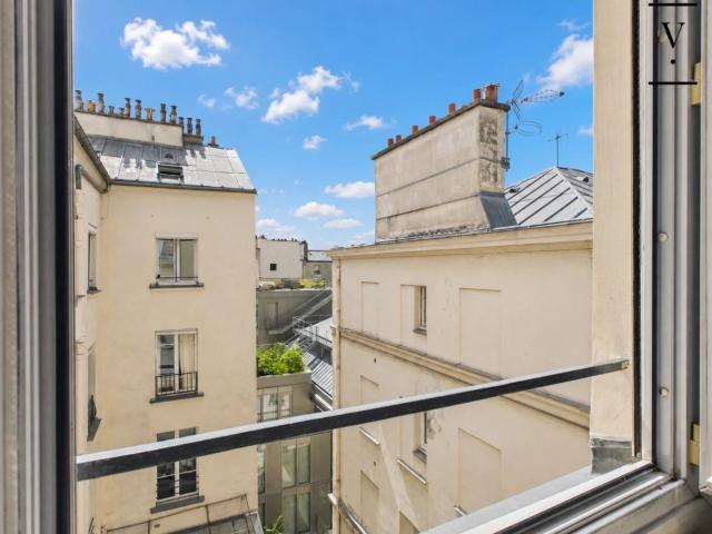 Location Appartement Parvis Notre Dame Place Jean Paul II, Paris