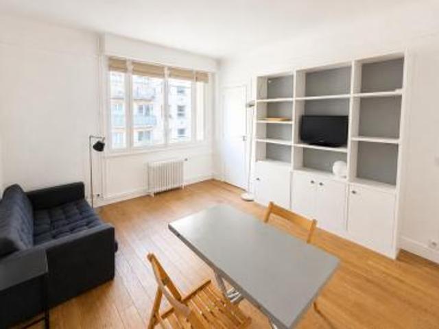 location appartement paris 7eme arrondissement 1 pièce 24 m2 paris 75007 1265 € / mois